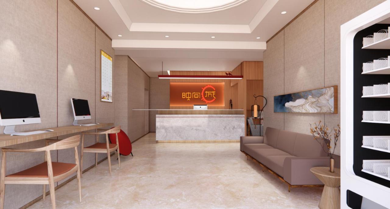Happy Dragon Hotel -- Nearby Tiananmen Square & Forbidden City & Wangfujing Street & Line 5,6,8 Subway Nearby & Free Coffee & Free Laundry & Fluent English Speaking & Tourist Attractions Ticket Service & Free Wifi Unlimited For Western Software Peking Kültér fotó