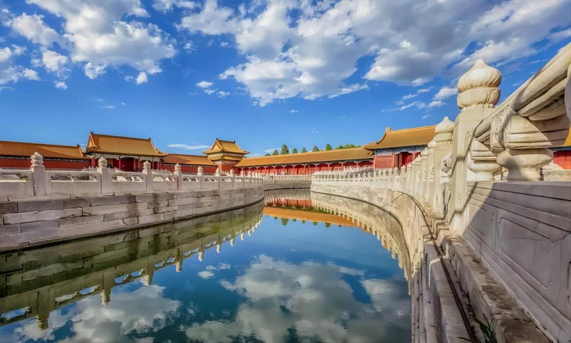Happy Dragon Hotel -- Nearby Tiananmen Square & Forbidden City & Wangfujing Street & Line 5,6,8 Subway Nearby & Free Coffee & Free Laundry & Fluent English Speaking & Tourist Attractions Ticket Service & Free Wifi Unlimited For Western Software Peking Kültér fotó